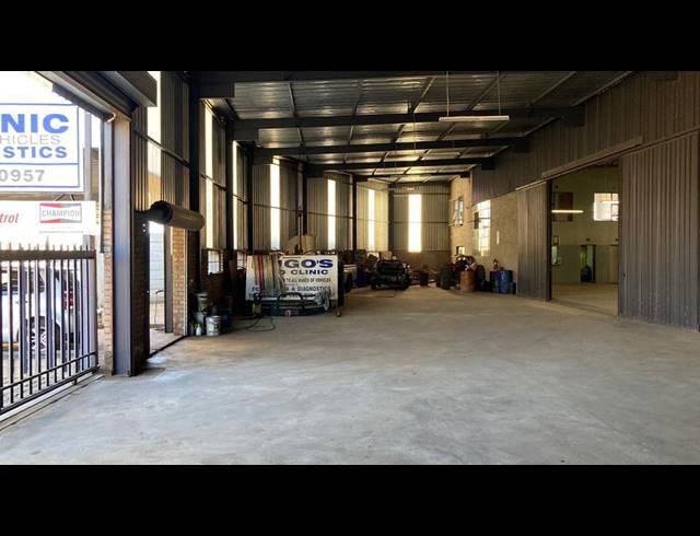 1,320M² WAREHOUSE FOR SALE IN RANDFONTEIN CENTRAL